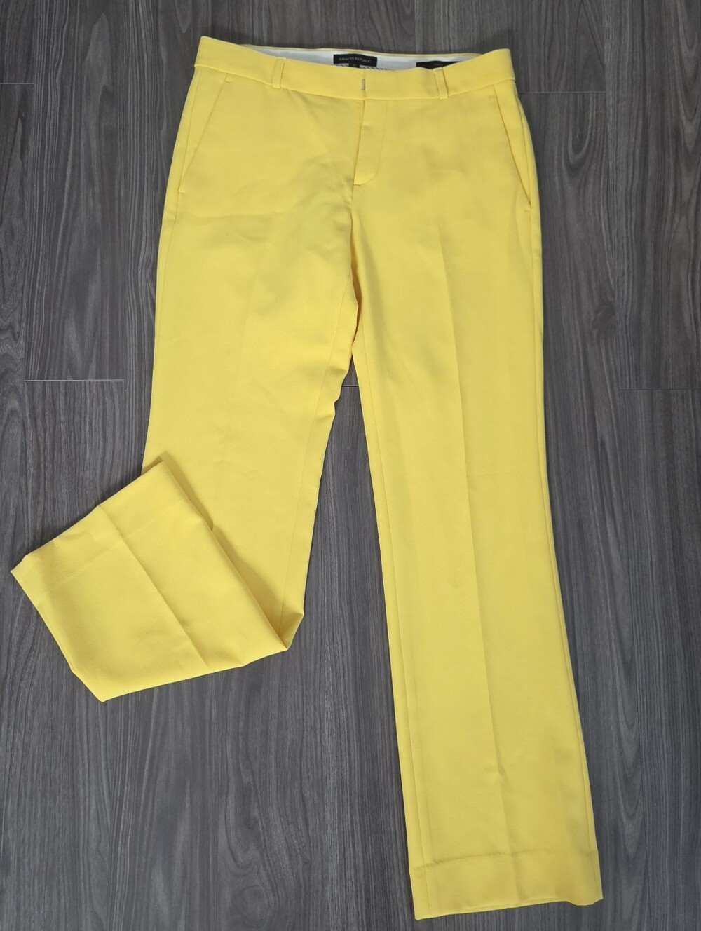Banana Republic Yellow Logan Trousers - Size 6